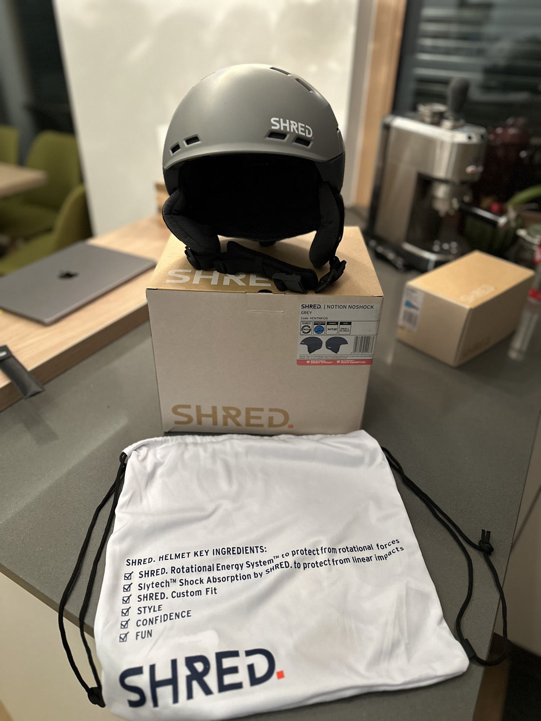 Casco sci Shred Notion Shock tg. M (55-59cm) nuovo