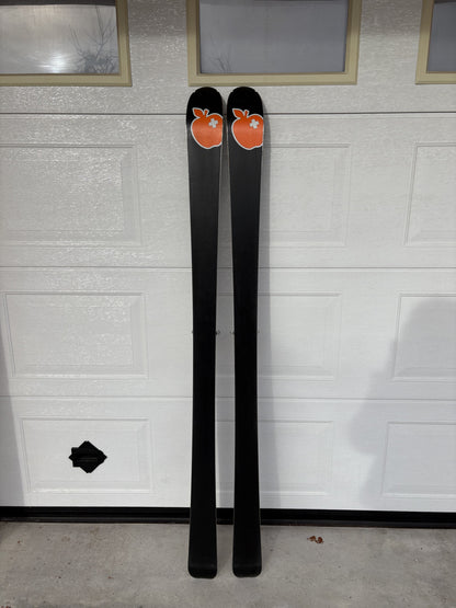 set sciaplinismo: sci Movement 170cm  + scarponi Fischer + 2 pelli usato