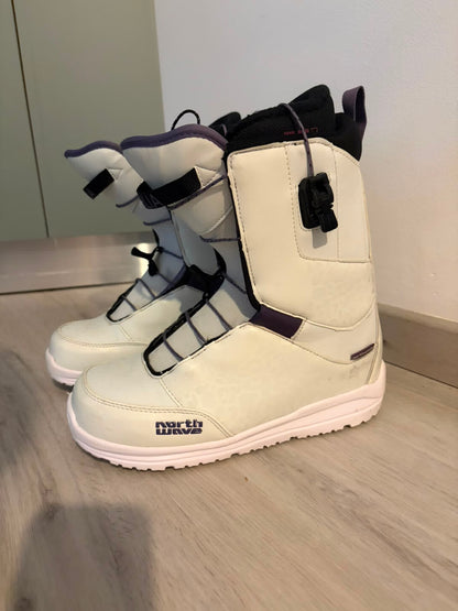 Scarponi snowboard donna North Wave n. 42 usati