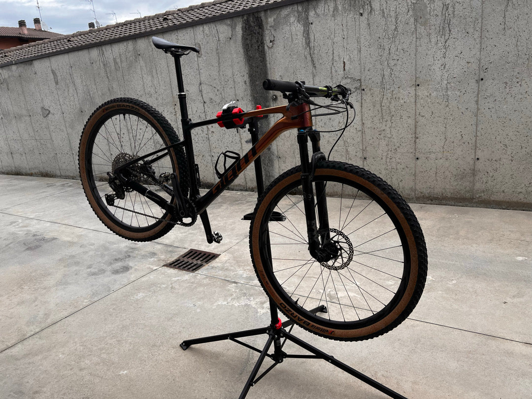 MTB Giant tg. M carbonio Shimano XT usata