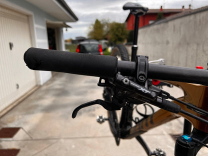 MTB Giant tg. M carbonio Shimano XT usata