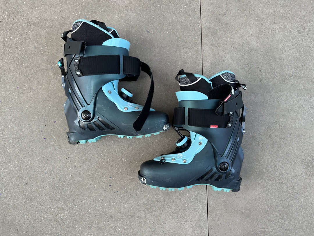 Sci scialpinismo 165cm Dynafit + pelli e scarponi usati