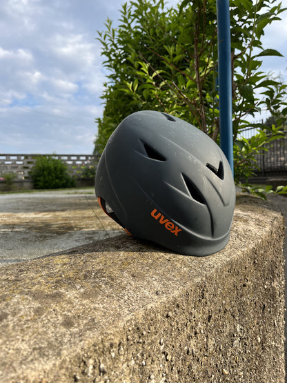 Casco sci Uvex bambino tg. M/L usato