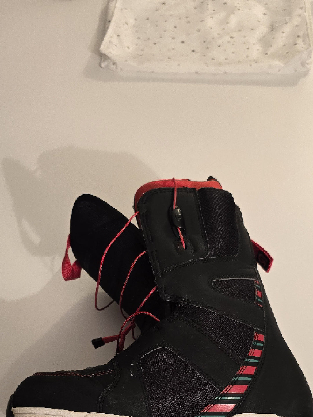 Attacchi tg. M e scarponi tg. 42 snowboard Burton usati
