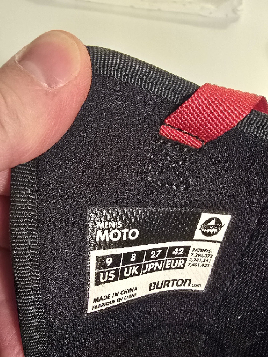 Attacchi tg. M e scarponi tg. 42 snowboard Burton usati