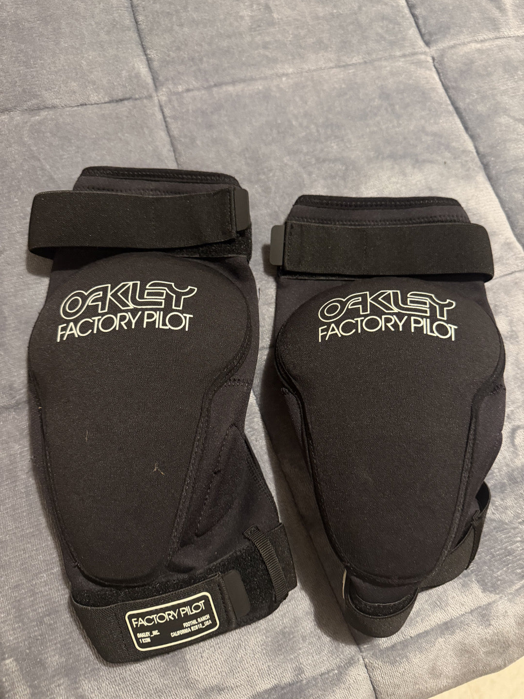 Ginocchiere protezione bici Oakley tg. L/XL usate