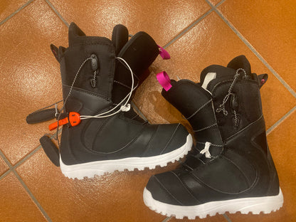 Scarponi snowboard Burton Mint tg. 37 usati
