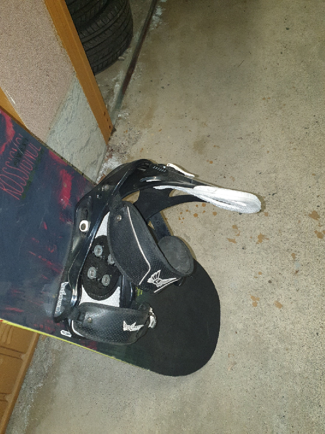 tavola snowboard usata Rossignol Angus + attacchi Burton