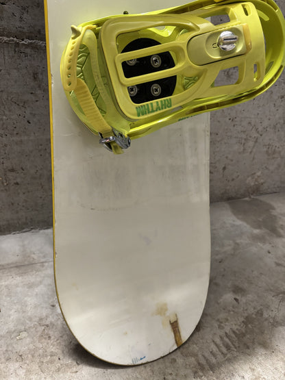 tavola snowboard Santa cruz 157 cm + attacchi Salomon usata