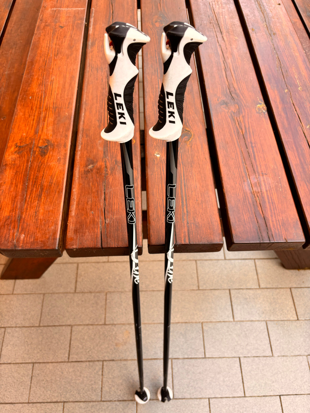 Set completo sci Volkl da donna 153cm r12 usati