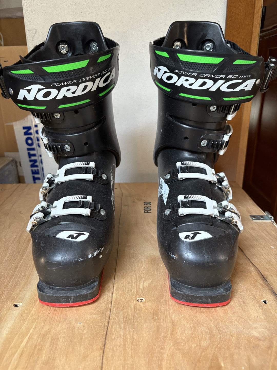 Scarponi sci Nordica Dobermann GP 130 usati