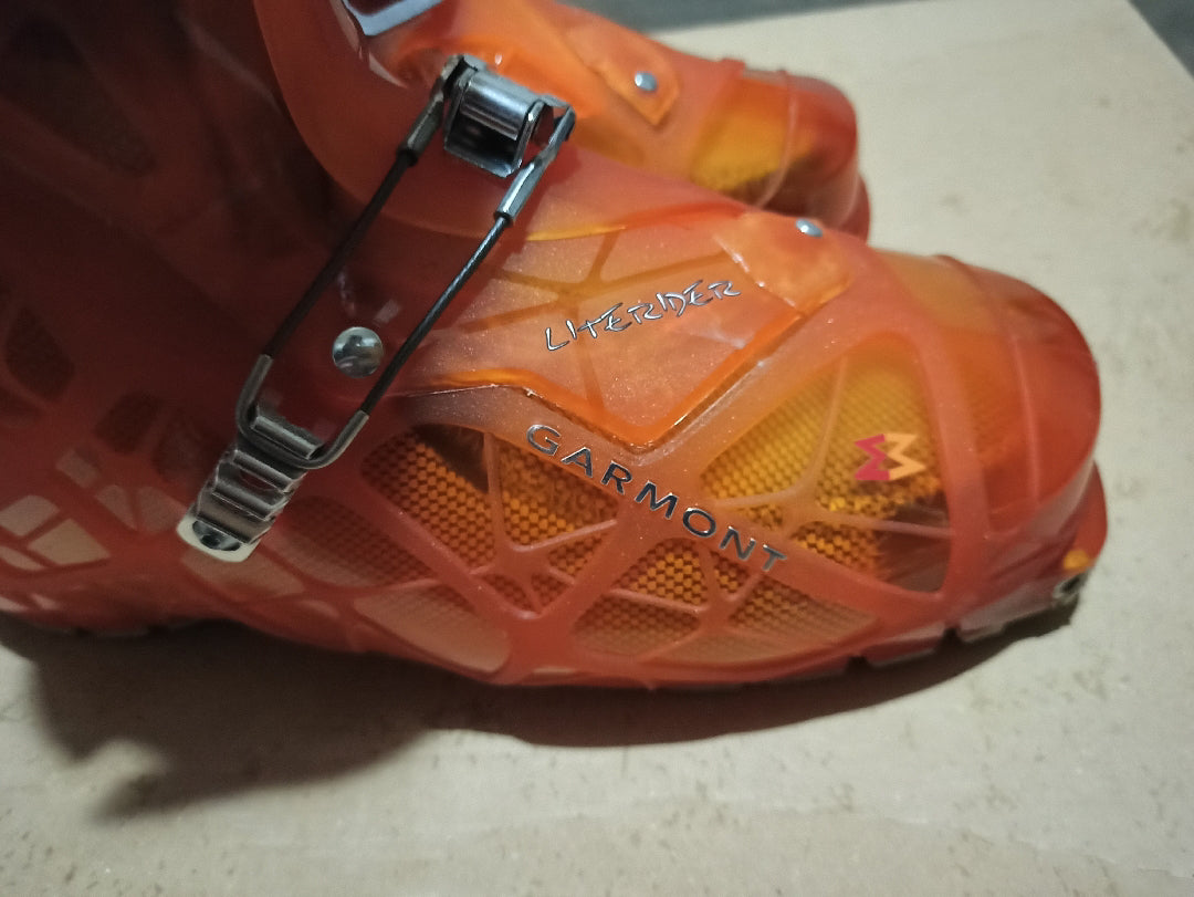 Scarponi scialpinismo Garmont tg. 28 usati