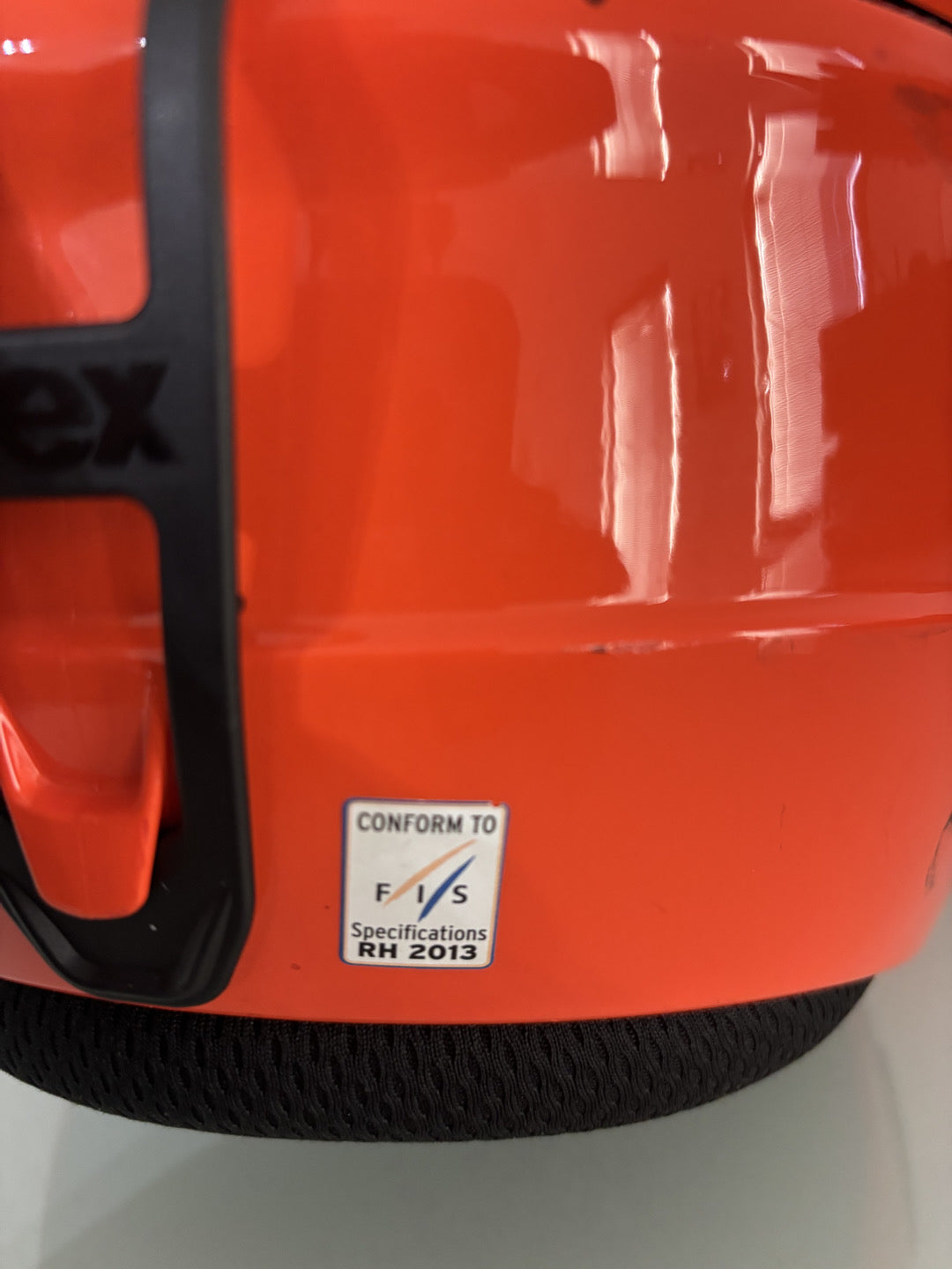 Casco sci Uvex FIS tg. 56-57cm usato