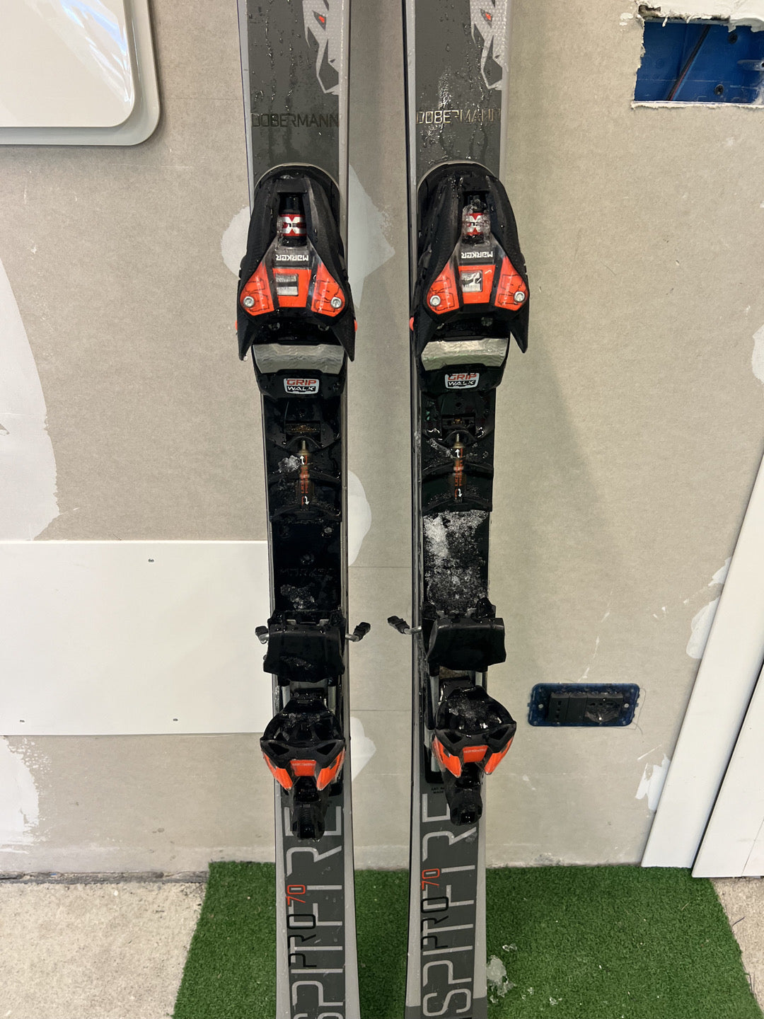 vendo sci Nordica Spitfire 70 170cm usati