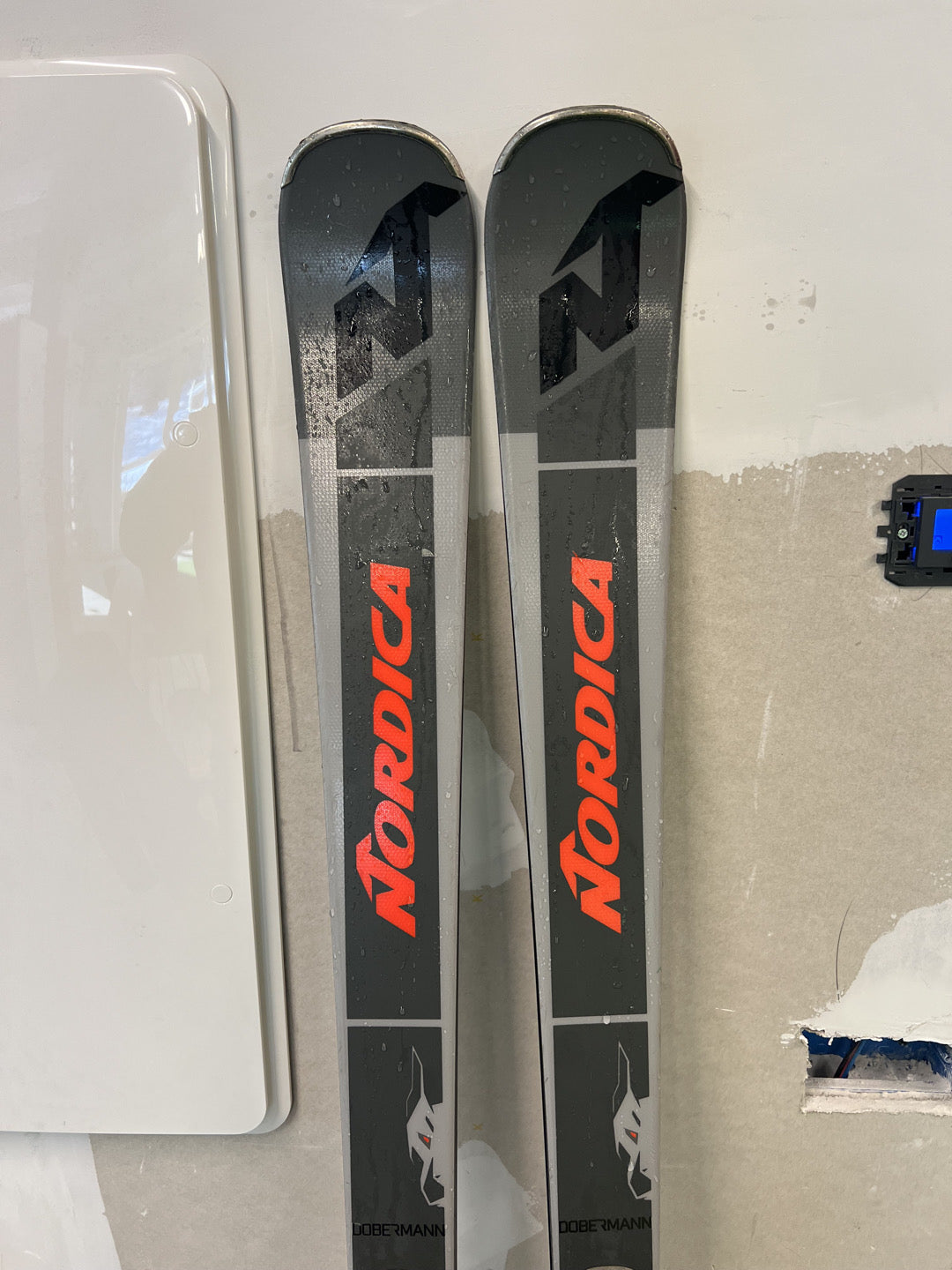 vendo sci Nordica Spitfire 70 170cm usati