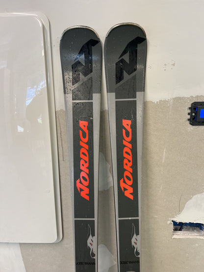 vendo sci Nordica Spitfire 70 170cm usati