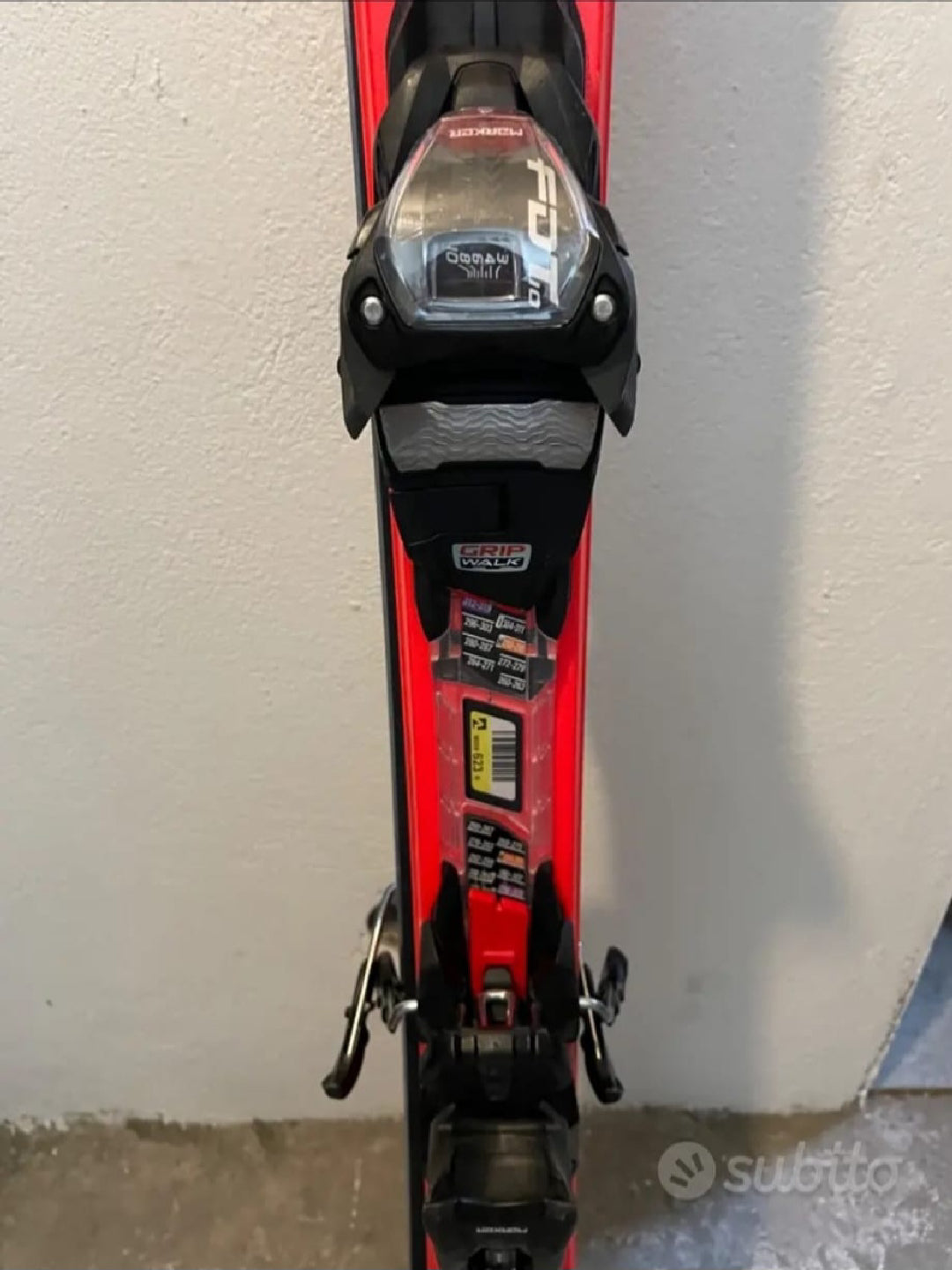 Sci Volkl Deacon 7.2 165 cm r14 usati