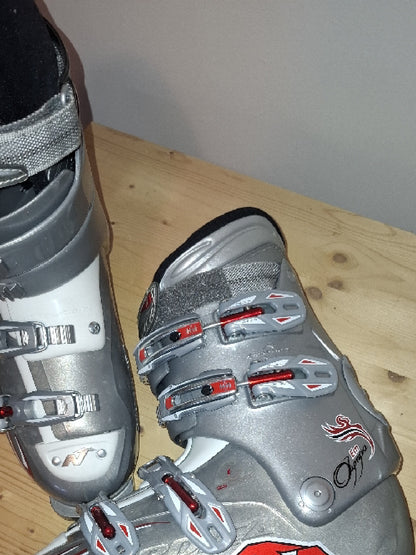 scarponi sci Nordica tg. 25.5 usati