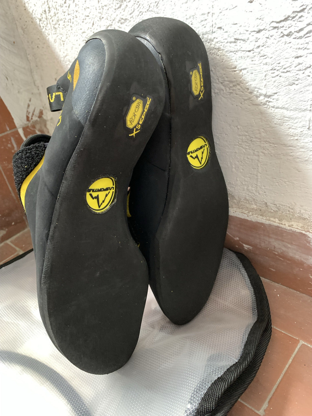 Scarpette arrampicata La Sportiva tg. 45 nuove