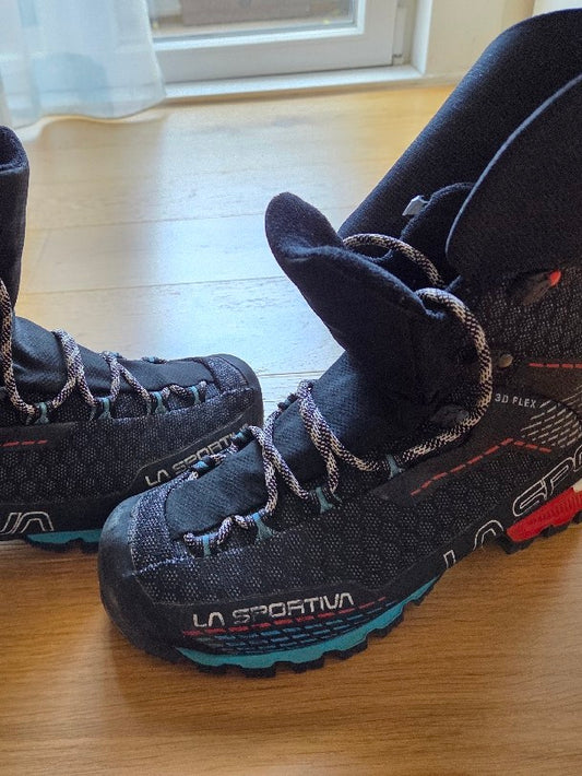 Scarponi La Sportiva Trango Pro gtx tg. 40.5 donna usati