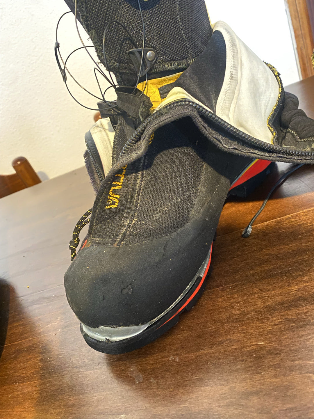 Scarponi alpinismo La Sportiva G2 Evo tg. 42.5 usati