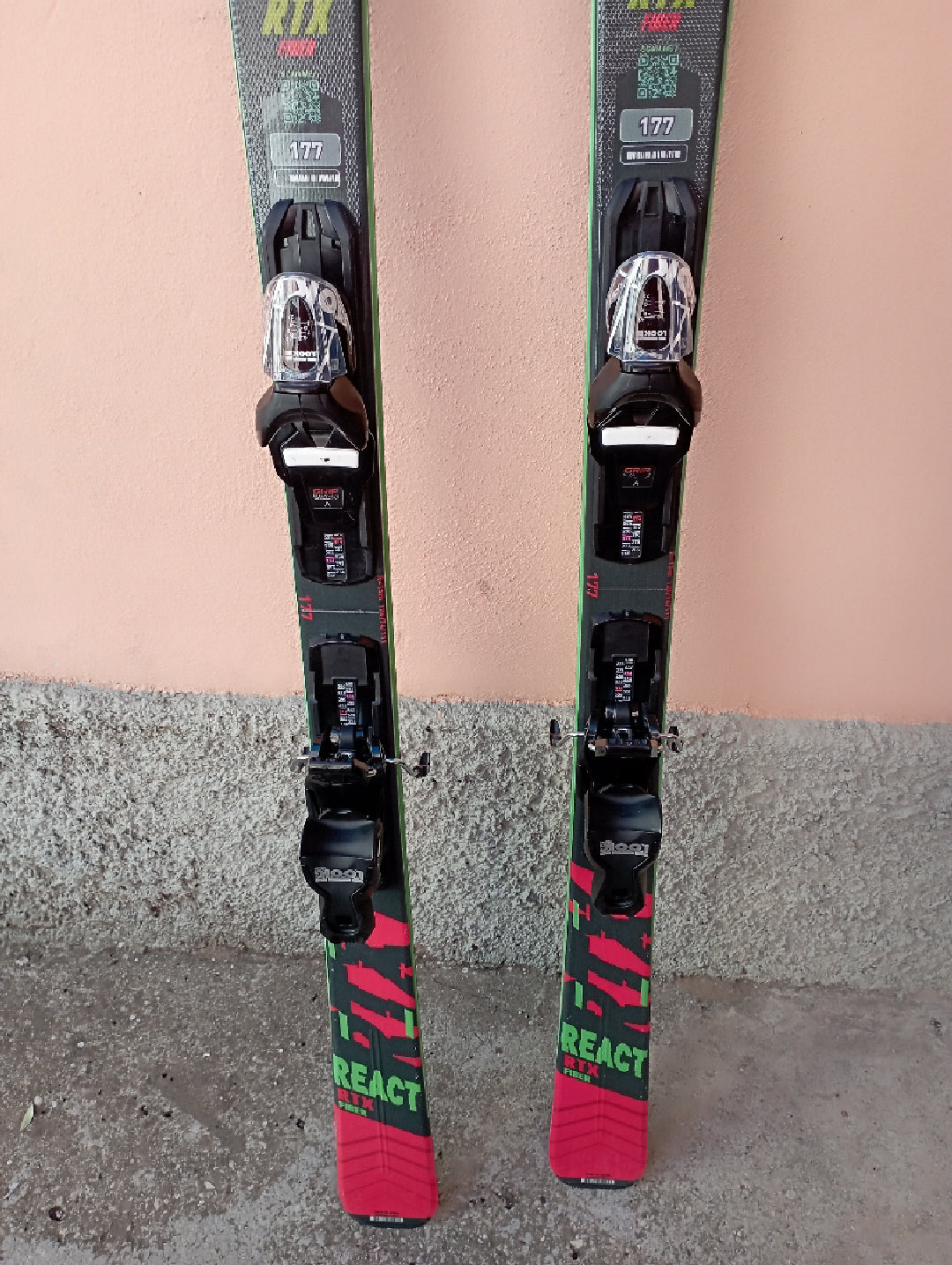 177cm Sci Rossignol React xpress 2024 r15 usati