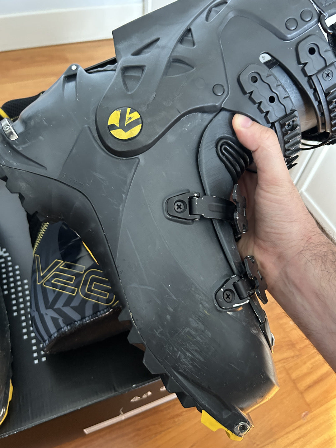 Scarponi Scialpinismo LA SPORTIVA VEGA 28-28.5 usati