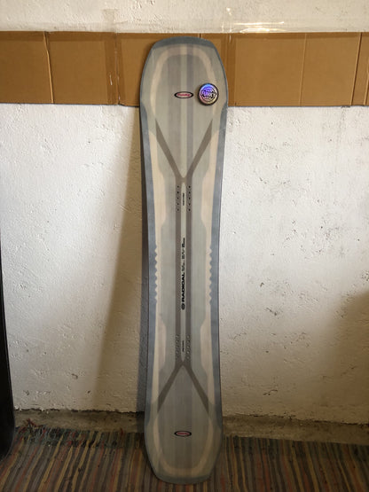 Tavola snow FUNKY Radical - Taglia 157 nuovo