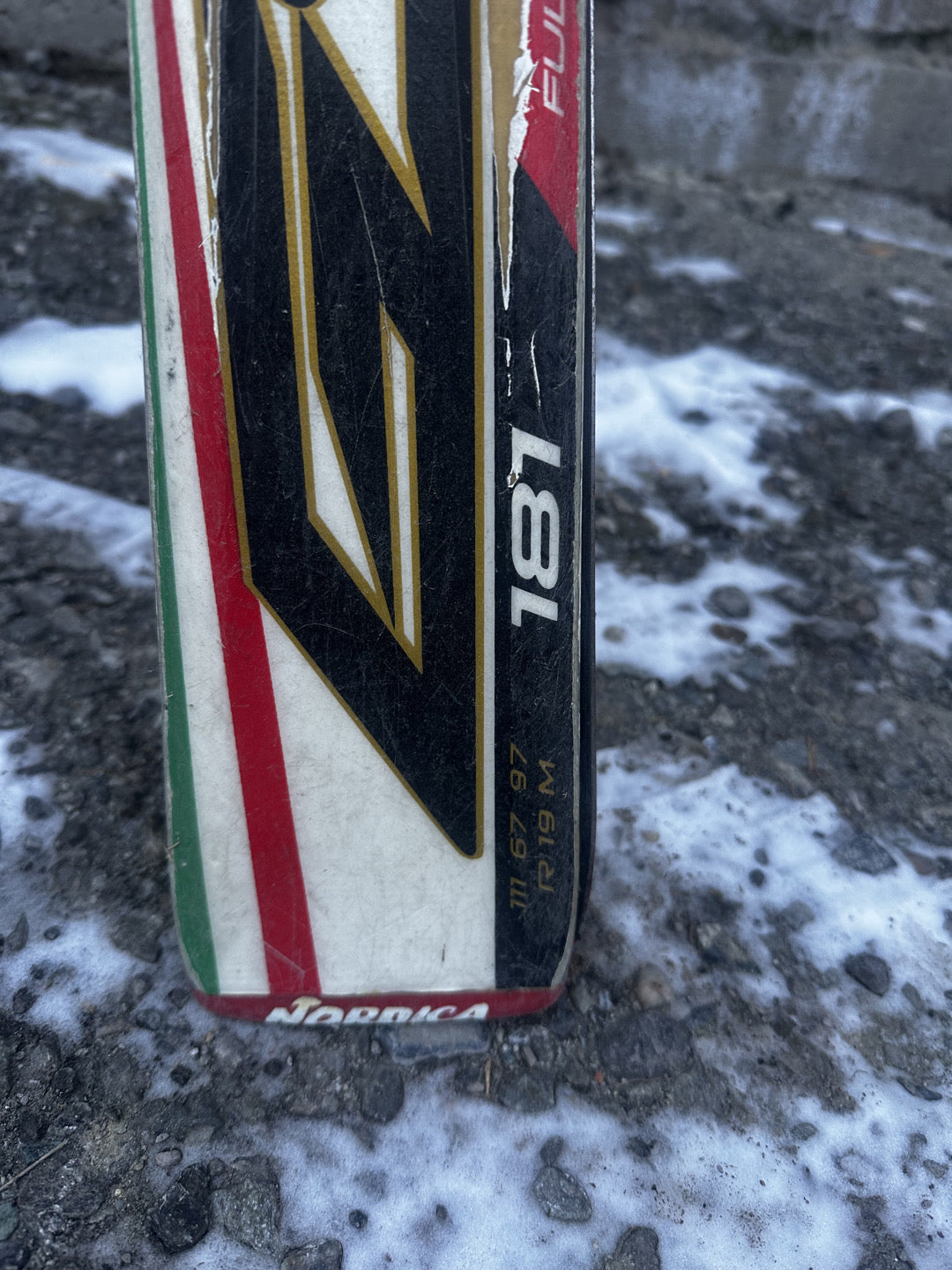 sci nordica Doberman gs pro, 181 cm, raggio 19 usato