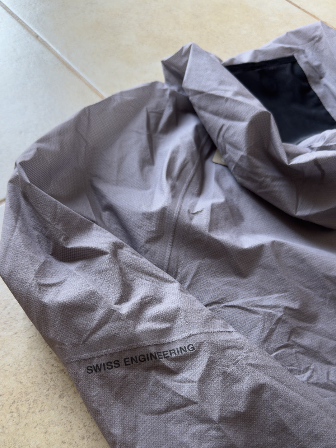Ultra Jacket - on - Impermeabile Ultralight Trail tg. M nuovo