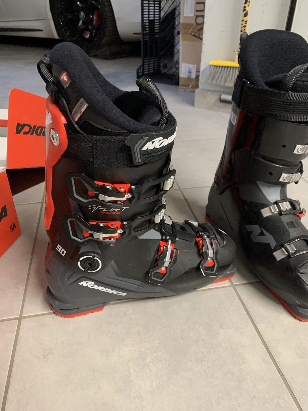 scarponi sci Nordica sportmachine 3 90 tg 27/27.5 usati