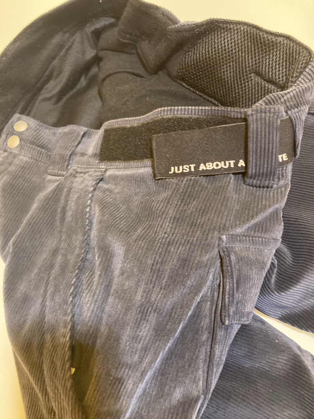pantalone sci jaam taglia L cargo velluto blu USATO