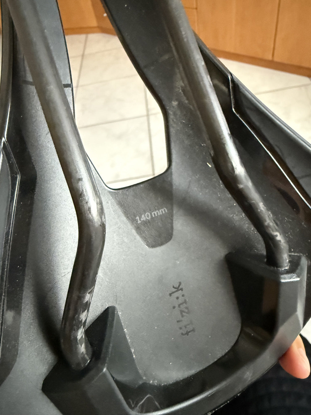 sella Argo Fizik 140mm