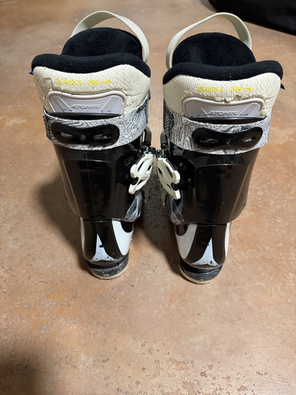 scarpone sci donna Atomic Live Fit tg. 25.5 usato