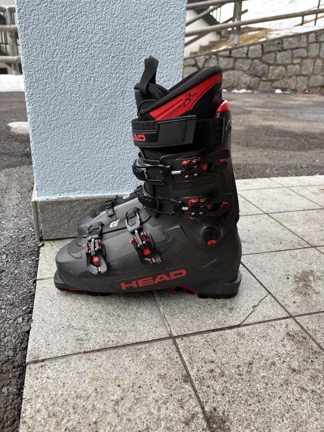 Scarponi sci HEAD Edge HV 110 tg. 28-28.5 usati