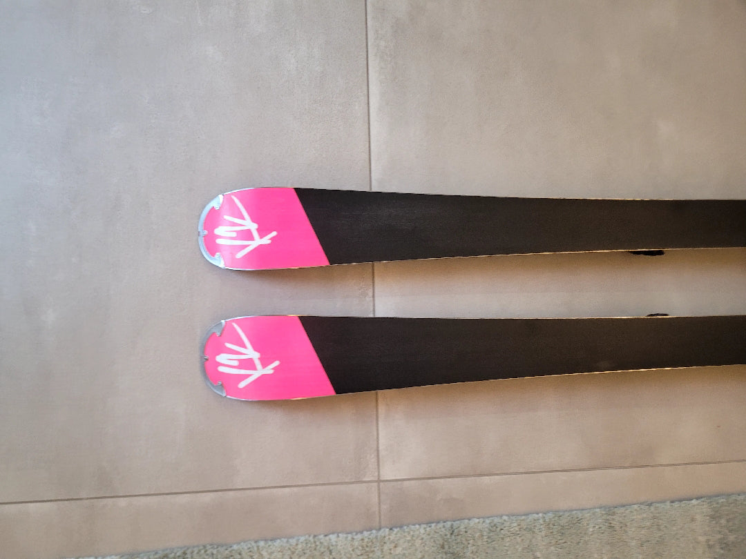 Sci donna K2 Luvit 76 149cm r14 usato