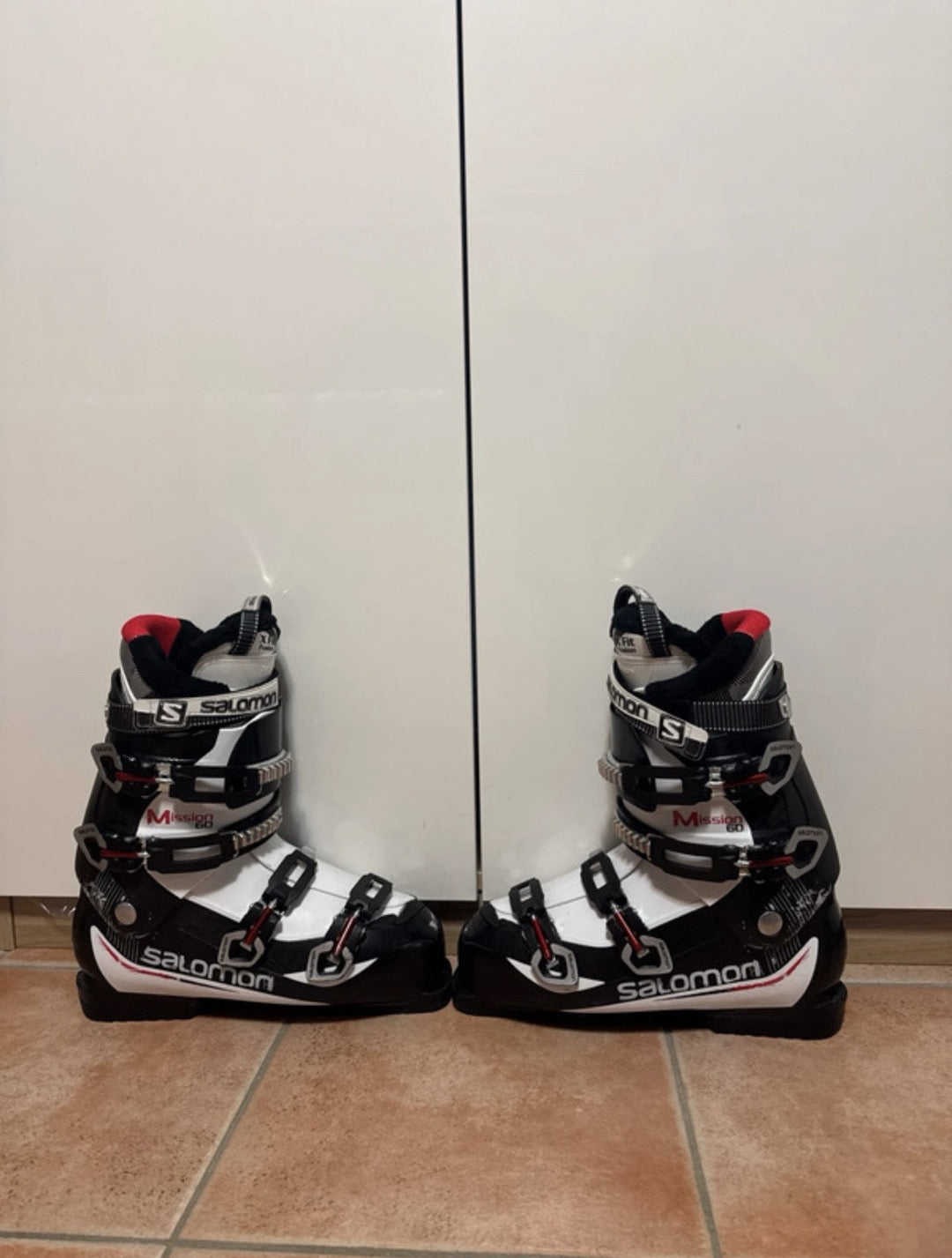 Scarponi da sci Salomon Mission 60 tg 29 usati