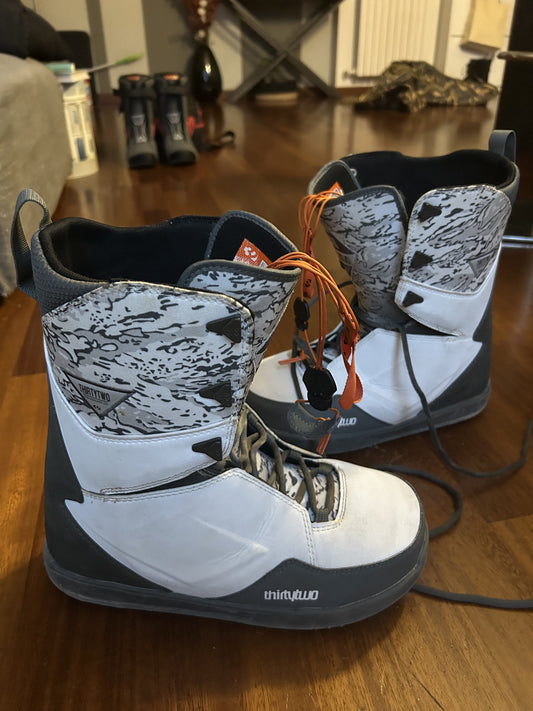 Scarponi Snowboard ThirtyTwo Lashed Taglia 44  usati