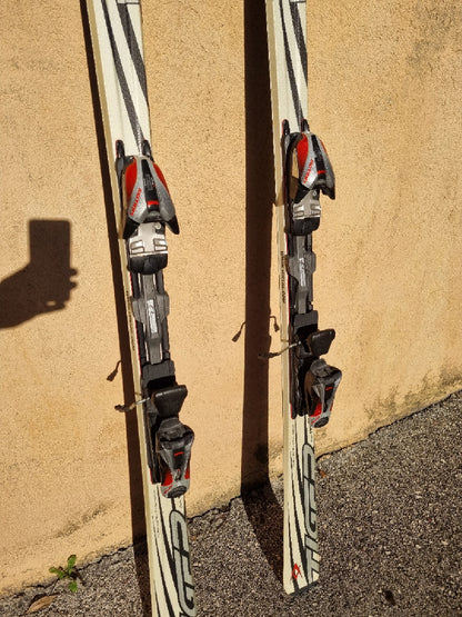 Sci Volkl Tiger 177cm r18.9 con attacchi Marker Motion LT usati