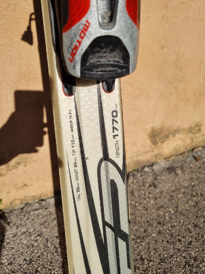 Sci Volkl Tiger 177cm r18.9 con attacchi Marker Motion LT usati