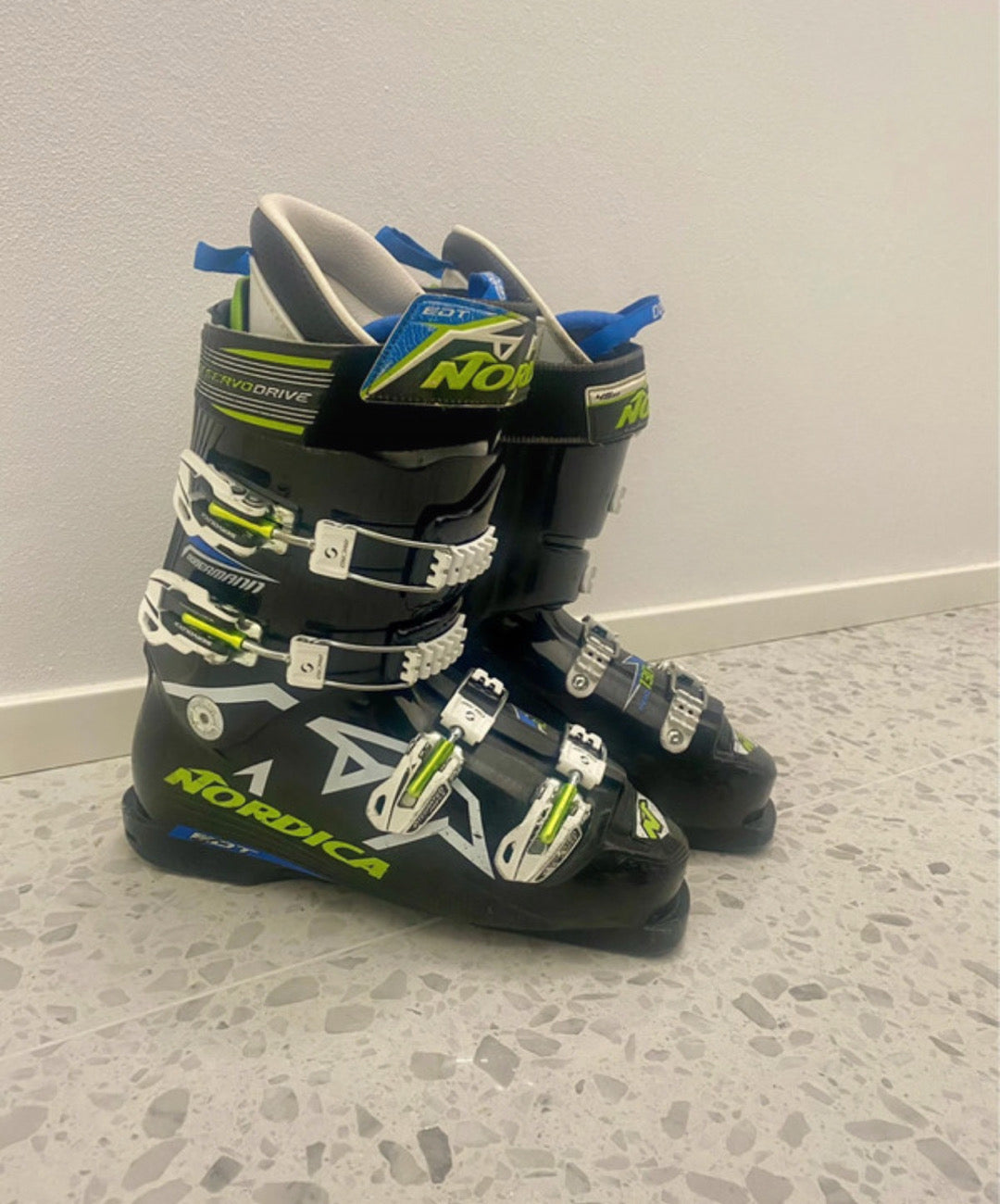 scarponi sci Nordica Dobermann 130 usati