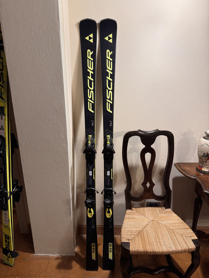 Fischer RC4 RC 175cm r 18 2025 usati