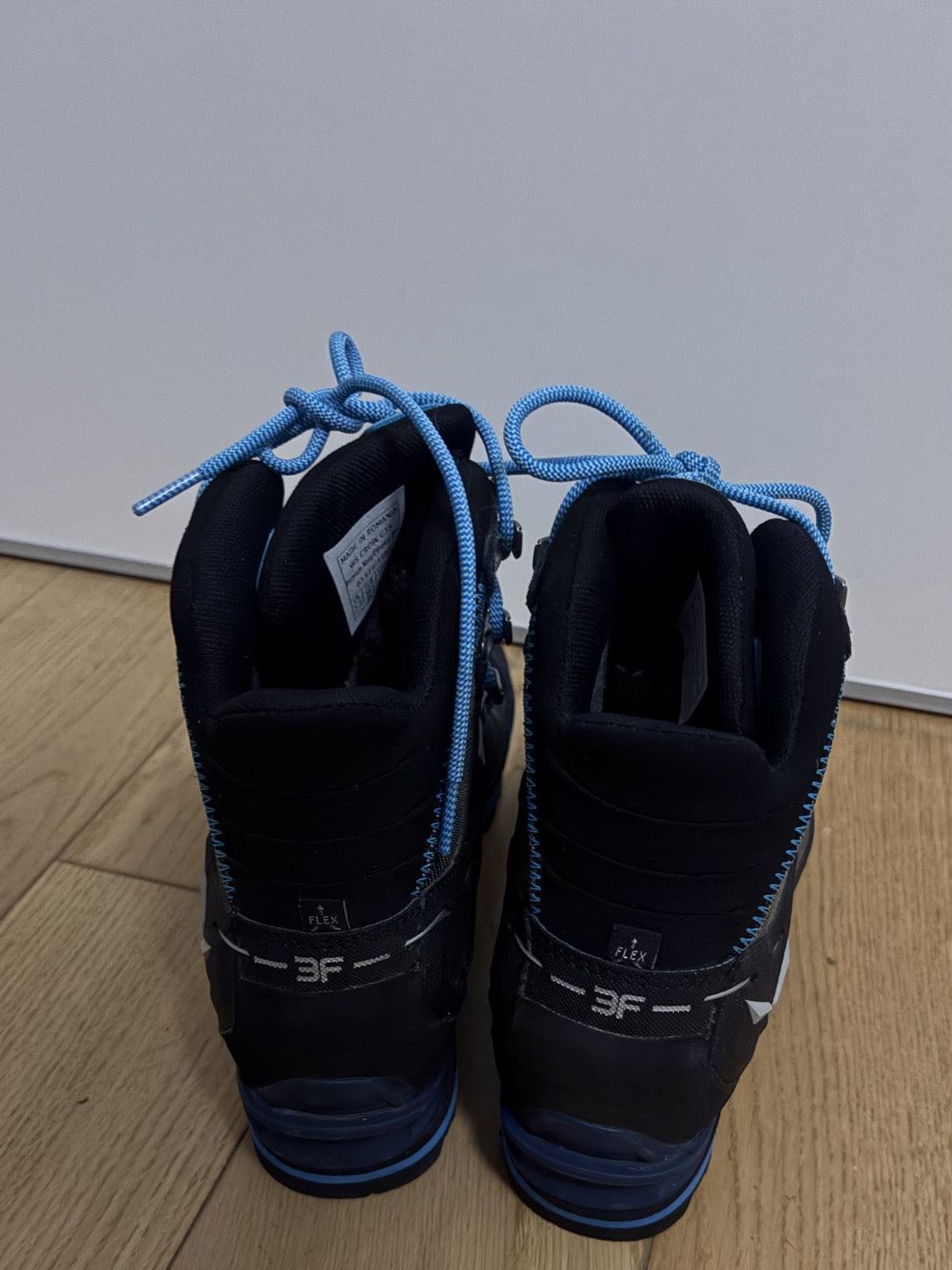 Scarponi Salewa WS Crow GTX GoreTex e Vibram tg. 38.5 usati