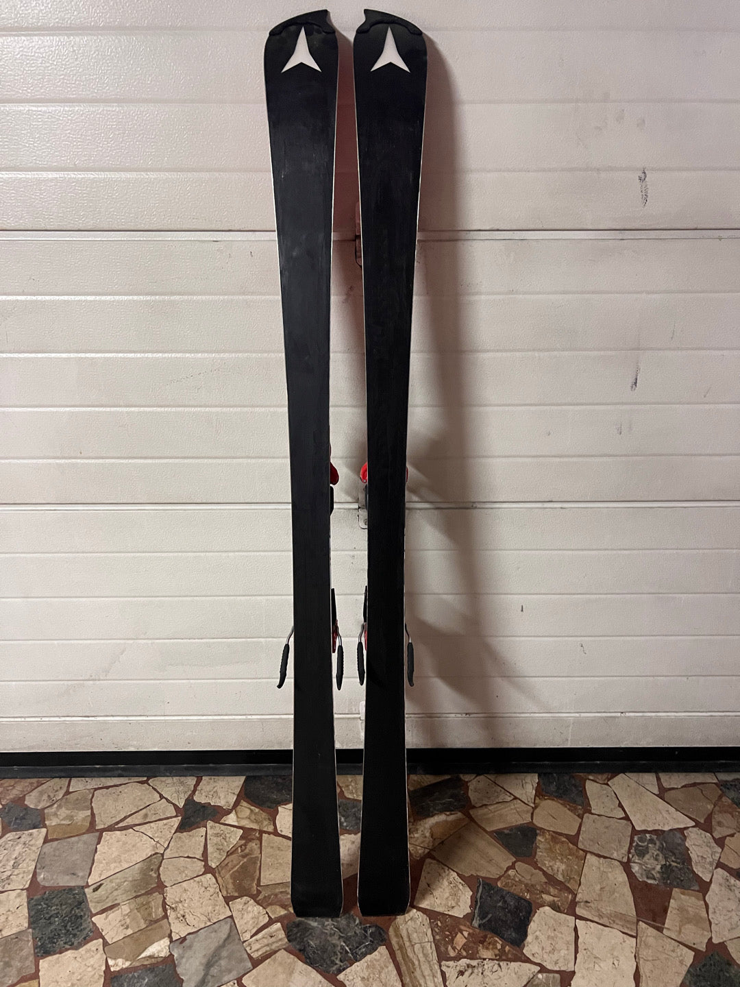 Sci Atomic 152cm r11.5 usati