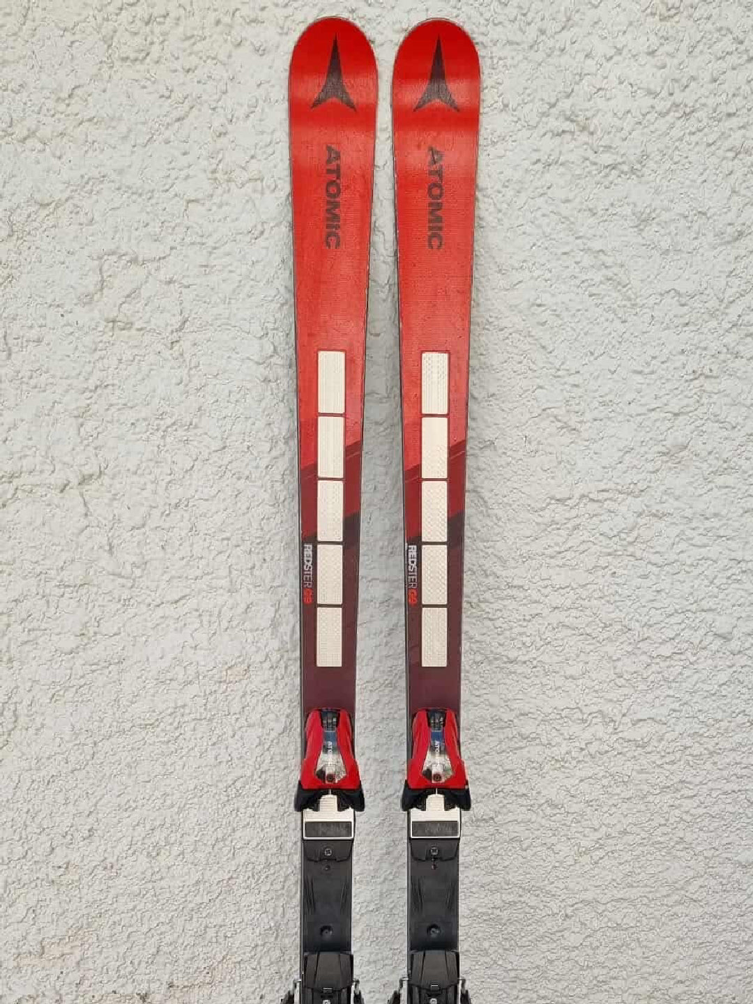 Sci Atomic Redster G9 FIS 180 cm usati
