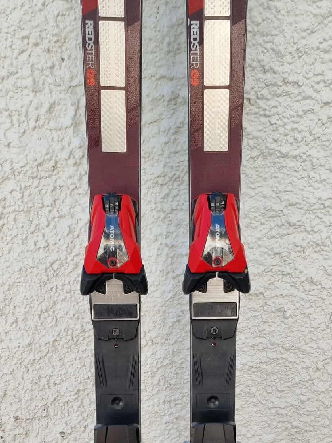 Sci Atomic Redster G9 FIS 180 cm usati