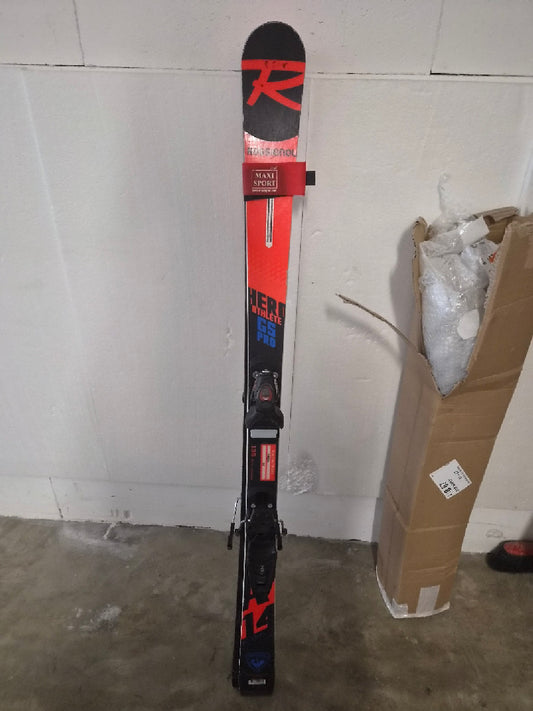 sci gara Rossignol hero athletic GS 135 cm r14 usati