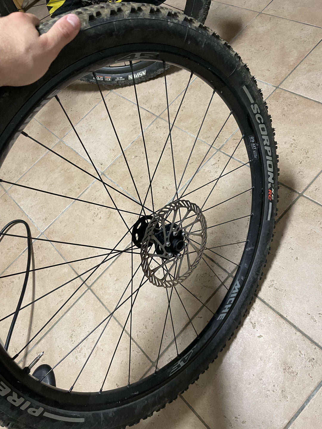 coppia cerchi bici Miche xm45 usati