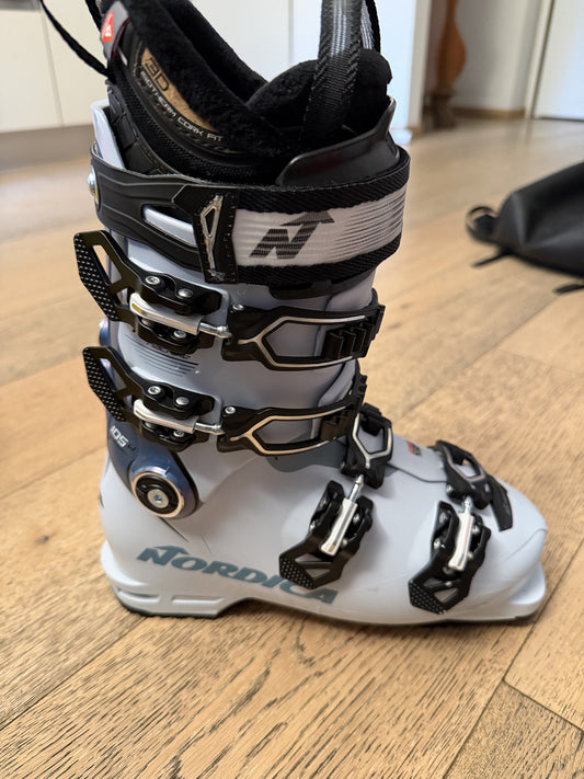 Nordica Pro Machine 105 W tg 24-24.5 usati 3 volte