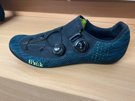 Scarpe ciclismo Fizik R1 knit full carbon BOA tg. 43 usate